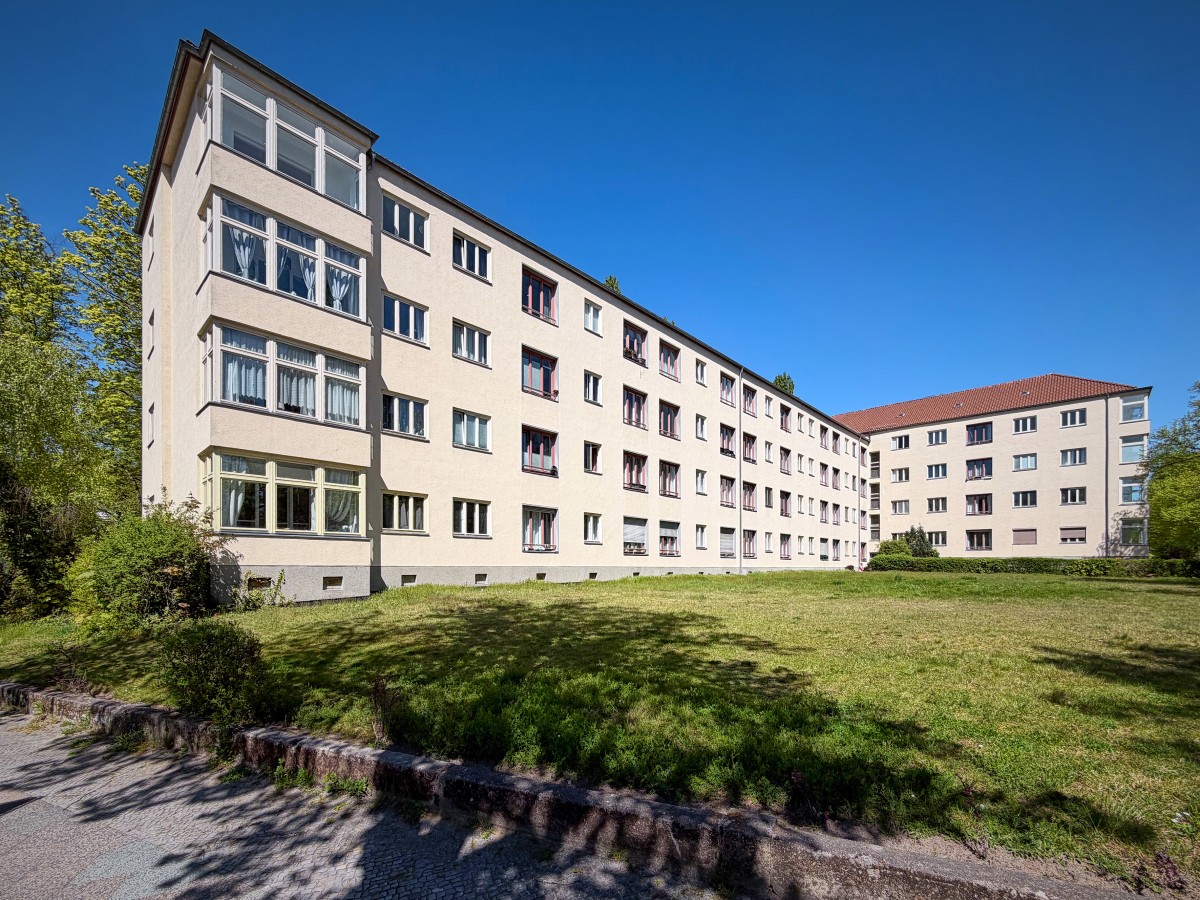 Straßenansicht
