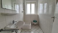 Duschbad mit Fenster