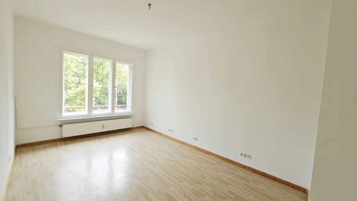 Lichtdurchflutetes Wohnzimmer