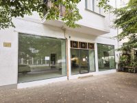 Große Schaufenterfront