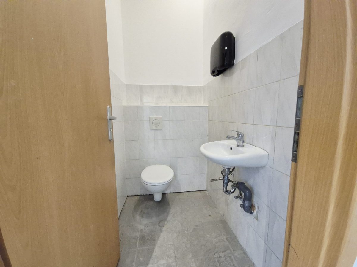 WC