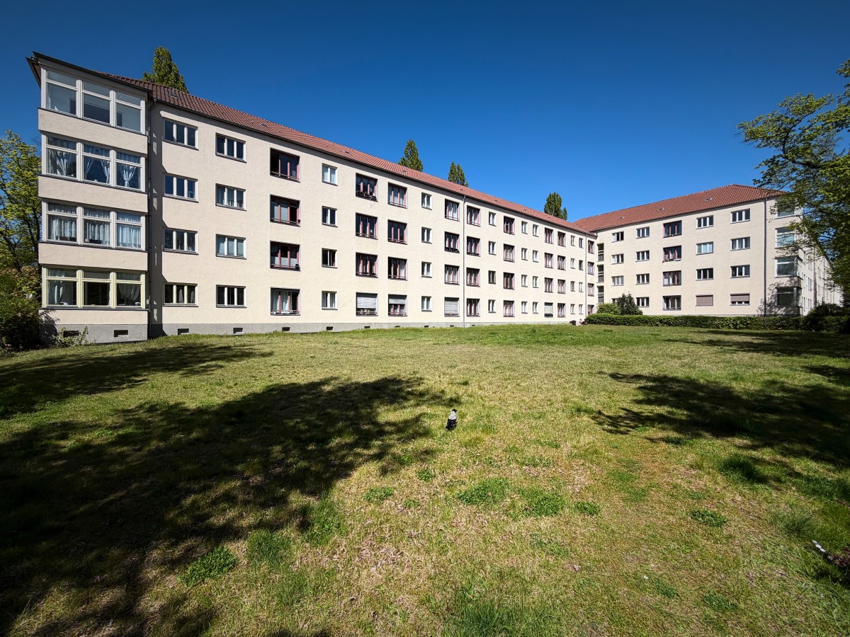 Straßenansicht