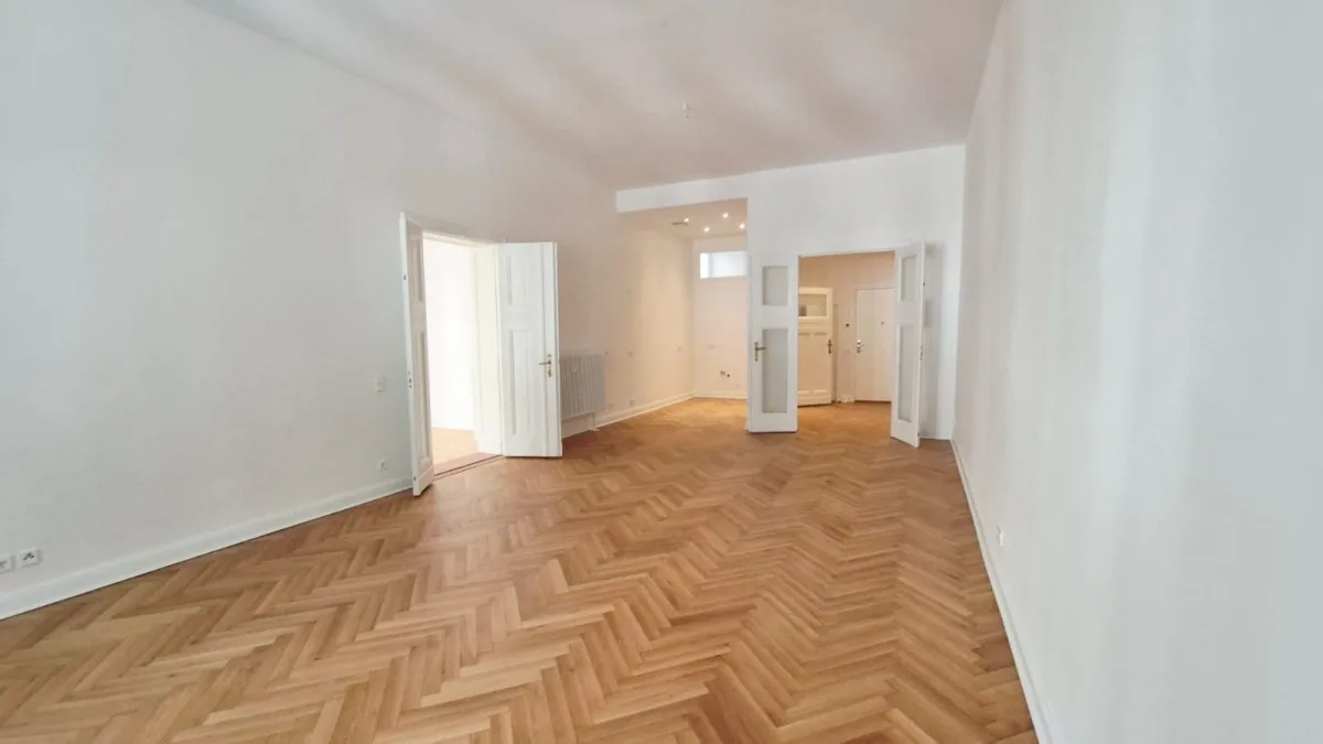 Wohnküche und Flur