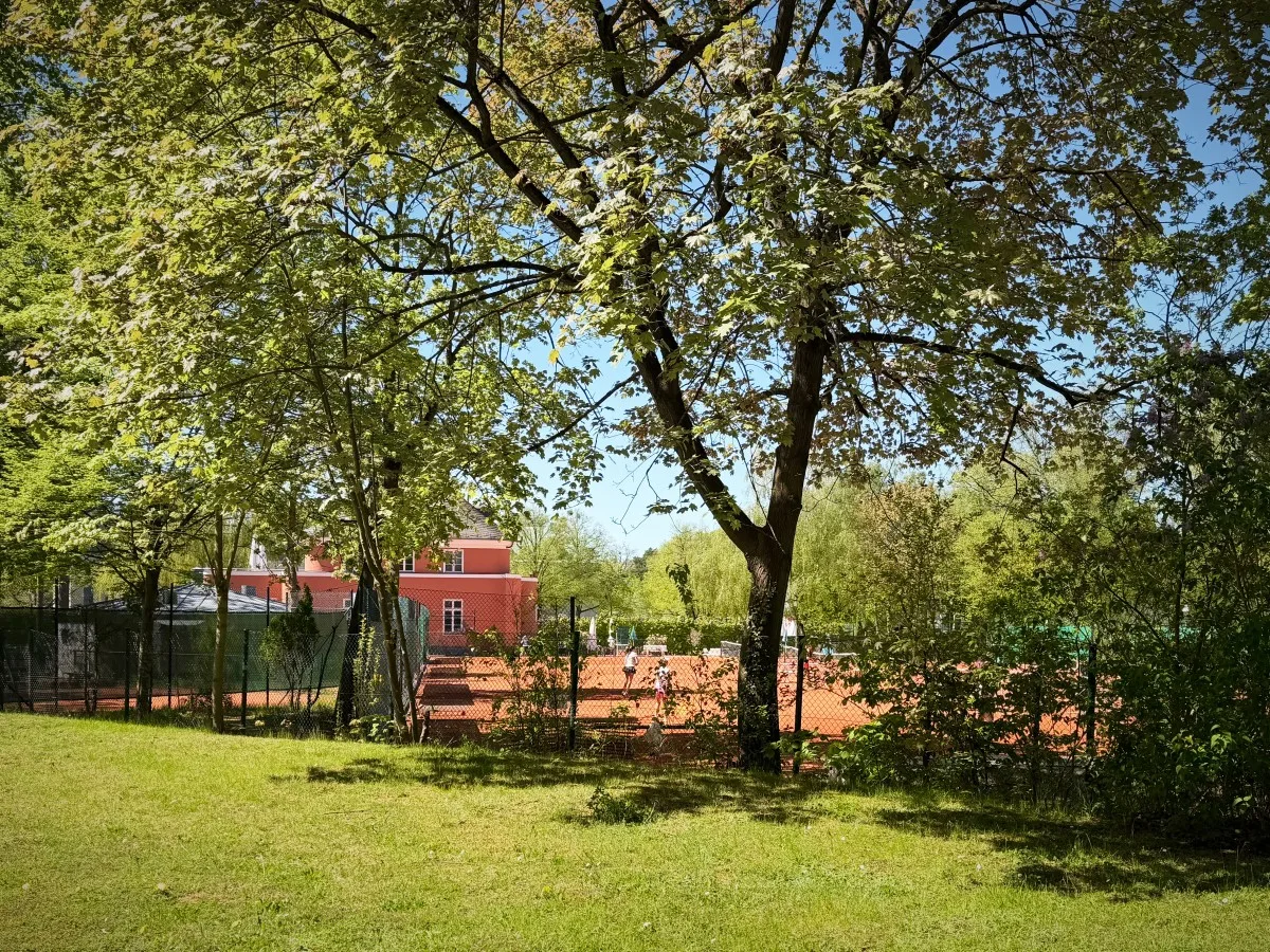 Ausblick auf Tennisclub